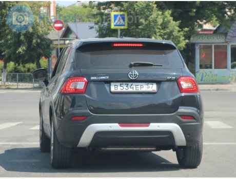 в534ер57, Brilliance (Huachen Zhonghua) V3