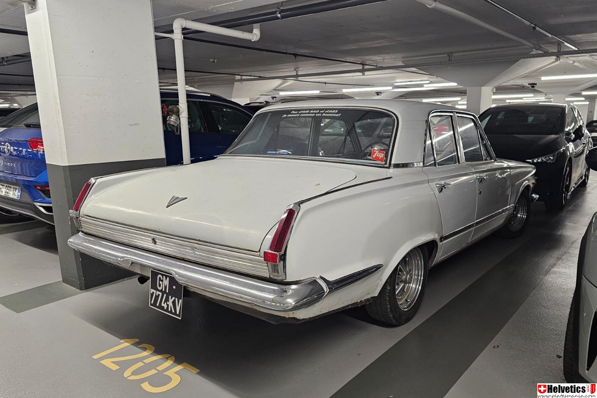 GM-774-KV, Plymouth Valiant 