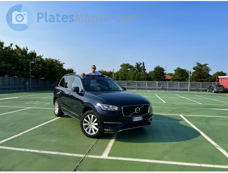 FB 105 KY, Volvo XC90