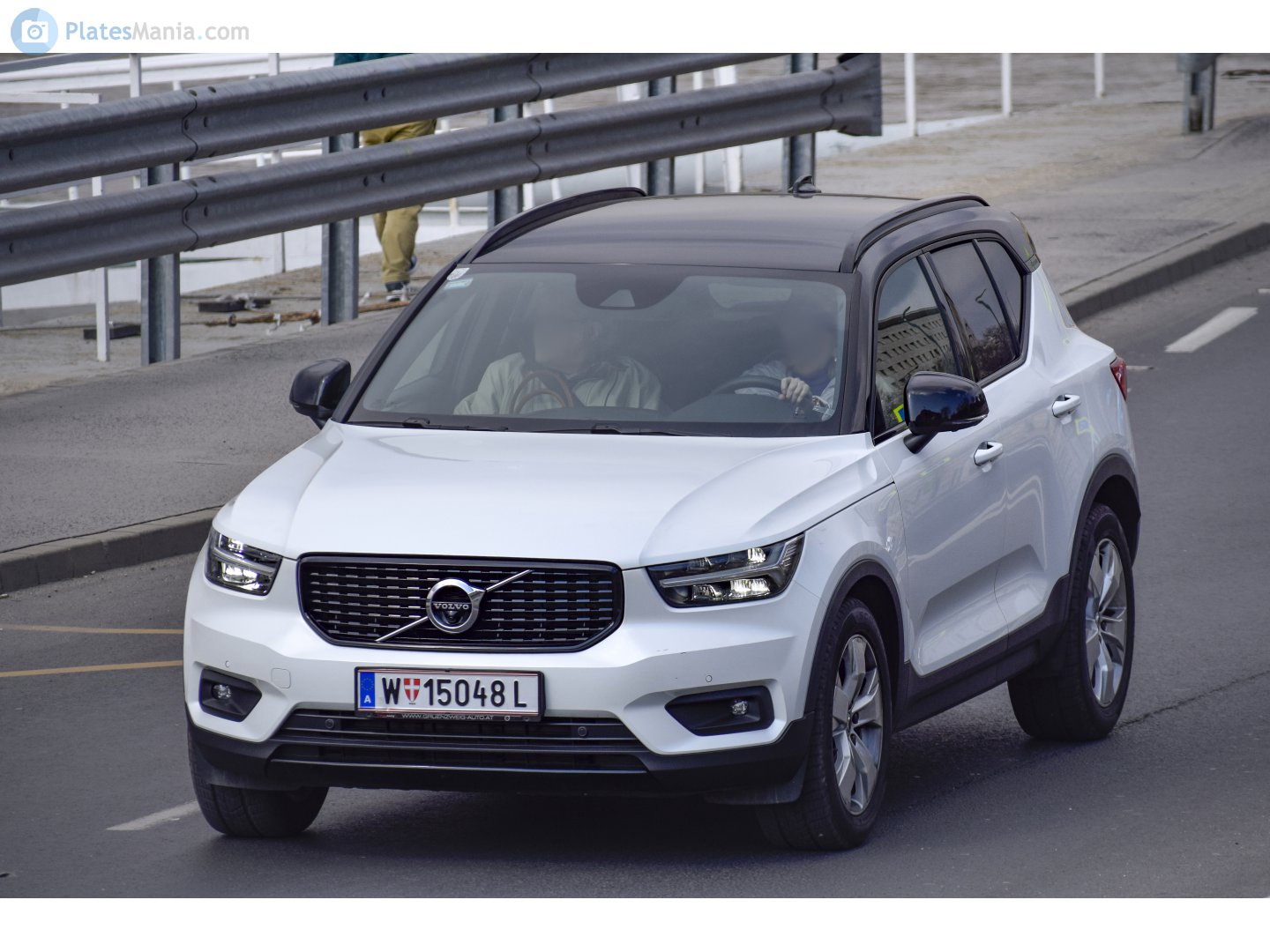 W 15048 L, Volvo XC40 / EX40 1st gen (536), 2017–