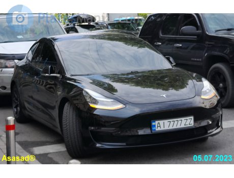 AI 7777 ZZ, Tesla Model 3