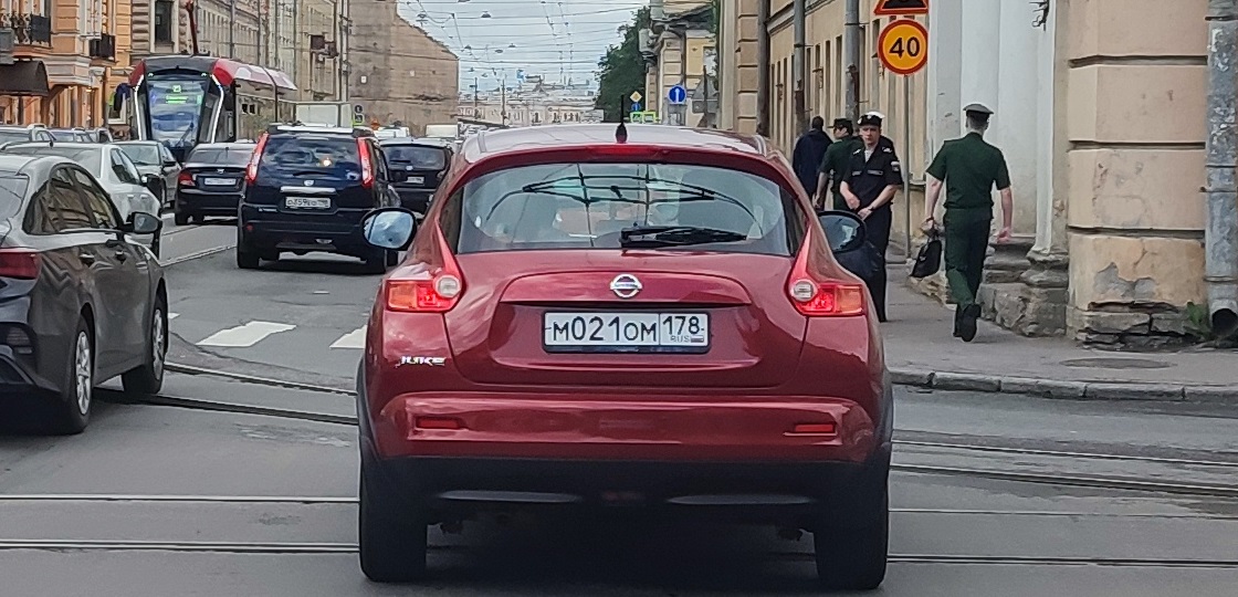 м 021 ом 178, Nissan Juke 1st gen (F15), 2010–2014