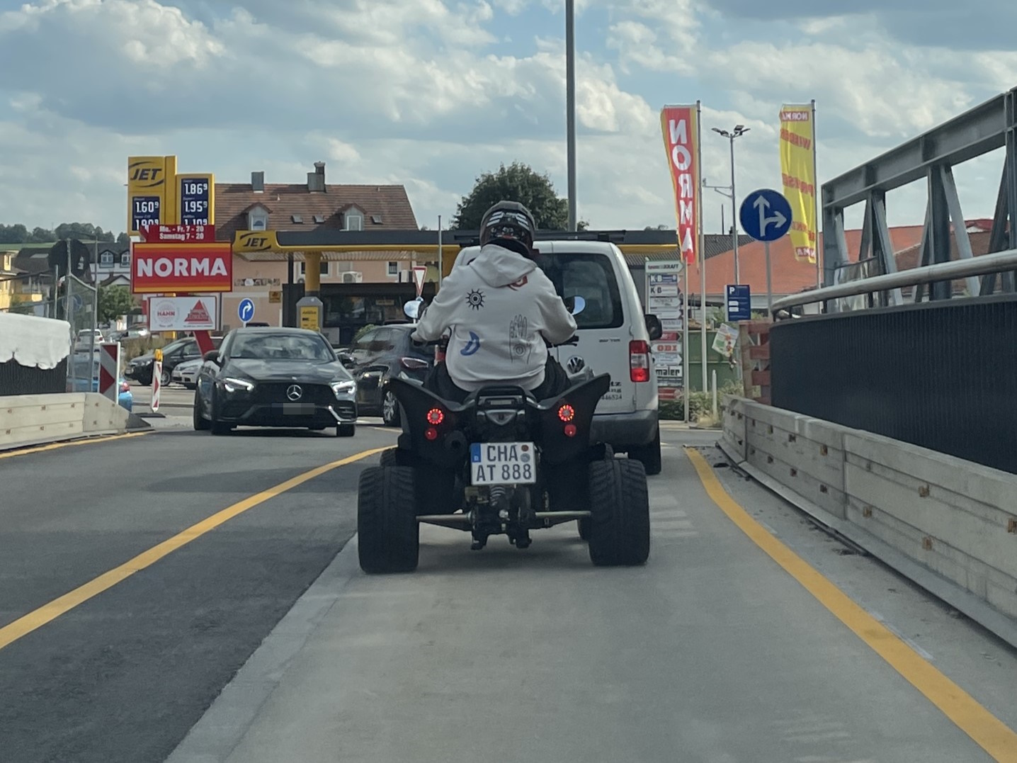 CHA AT 888, Aeon Motor Cobra 