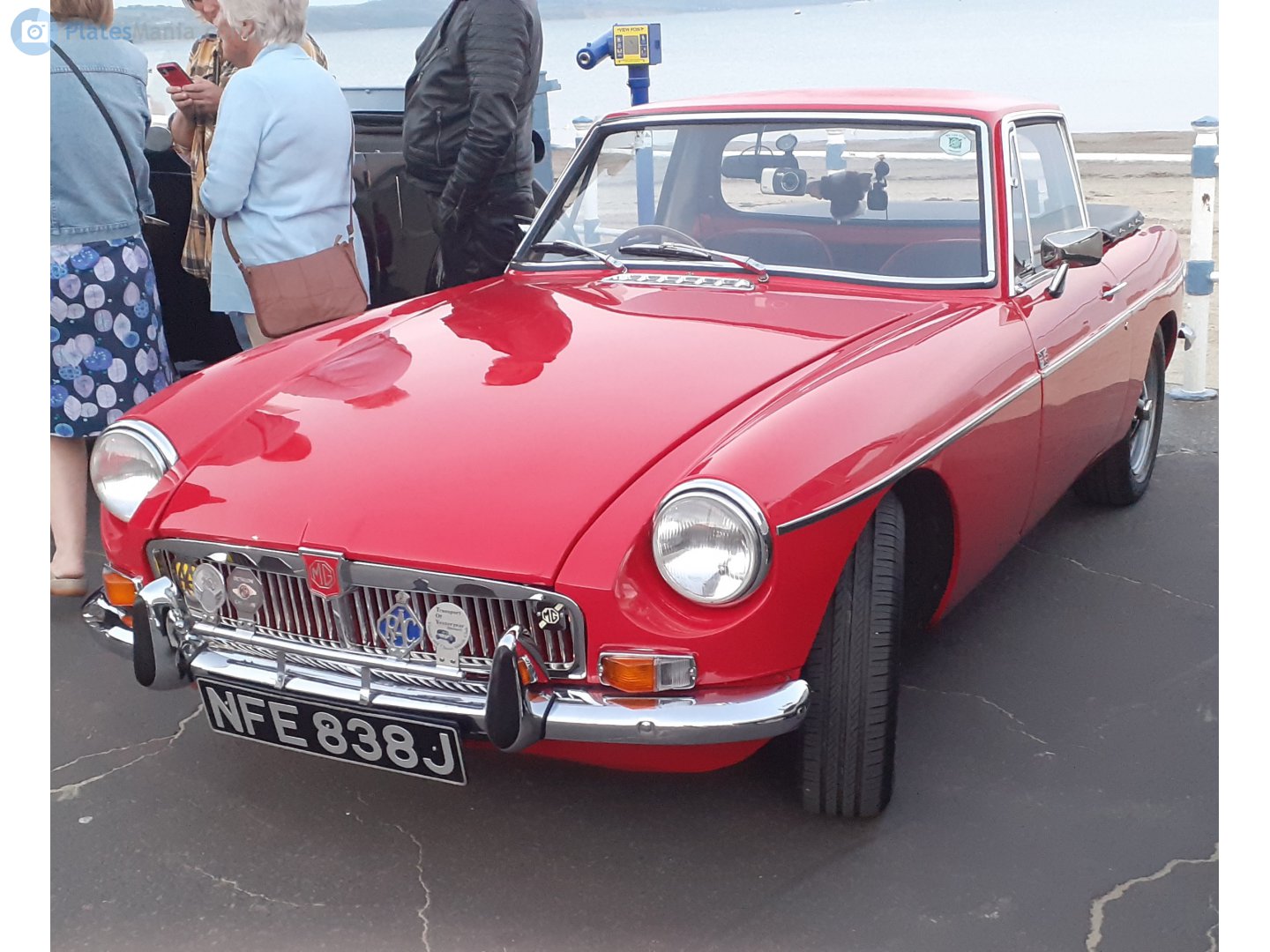NFE838J, MG B 1st gen GT Coupé, 1965–1980
