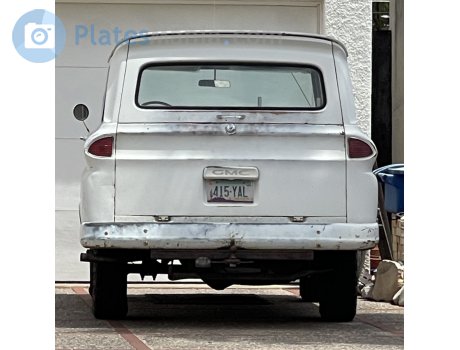 415-YAL, GMC Suburban