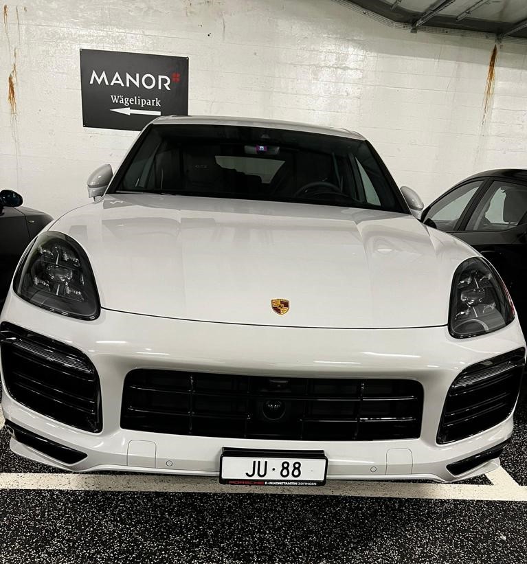 JU 88, Porsche Cayenne 3rd gen SUV (PO536; 9Y0), 2017–2023