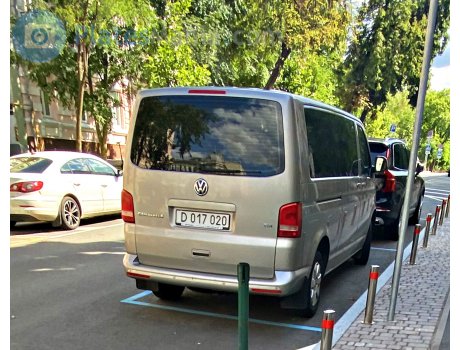 D 017 020, Volkswagen Caravelle