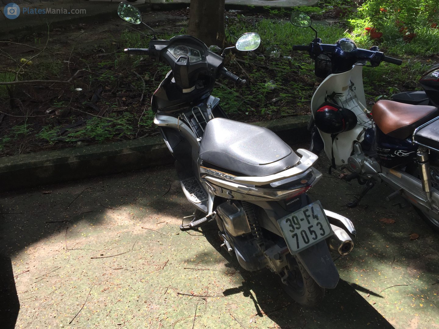 39-F4 7053, Honda AirBlade 