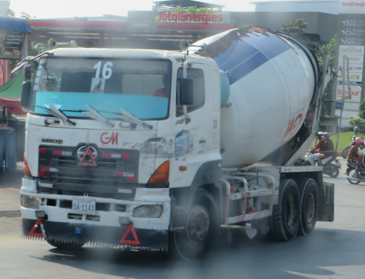 5A-1143, Hino 700 Series 