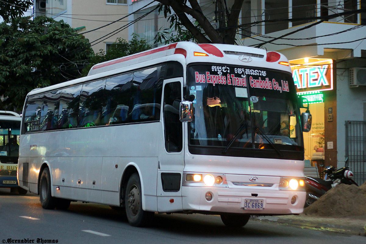 3C-6869, Hyundai Aero Queen 