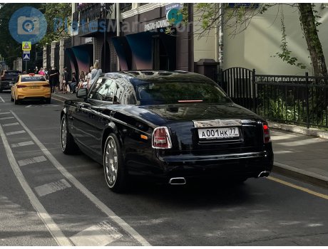 а001нк77, Rolls-Royce Phantom Coupé