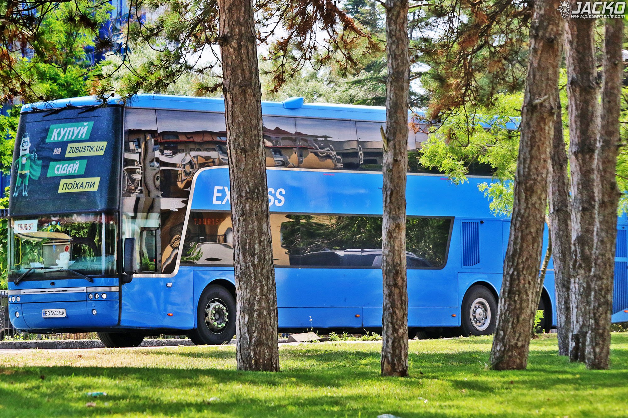 BO 3488 EA, Van Hool TD929 