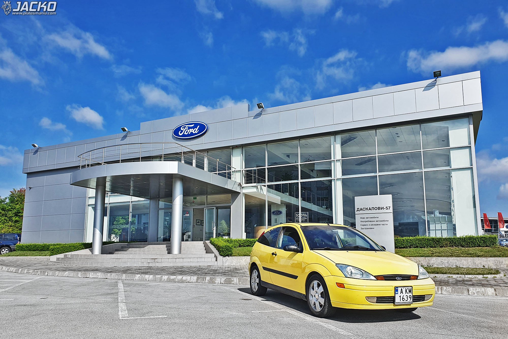 A 1639 KM, Ford Focus 1st gen 3-door Hatch (DBW; C170), 1998–2005