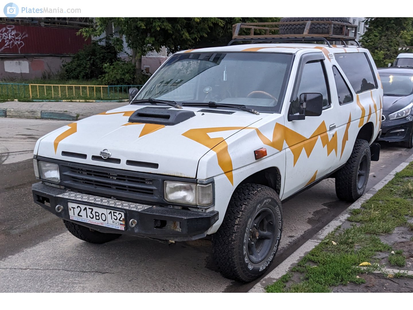 т 213 во 152, Nissan Pathfinder 1st gen 3-door SUV (WD21), 1985–1992