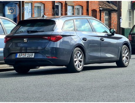 AP R 169, SEAT León