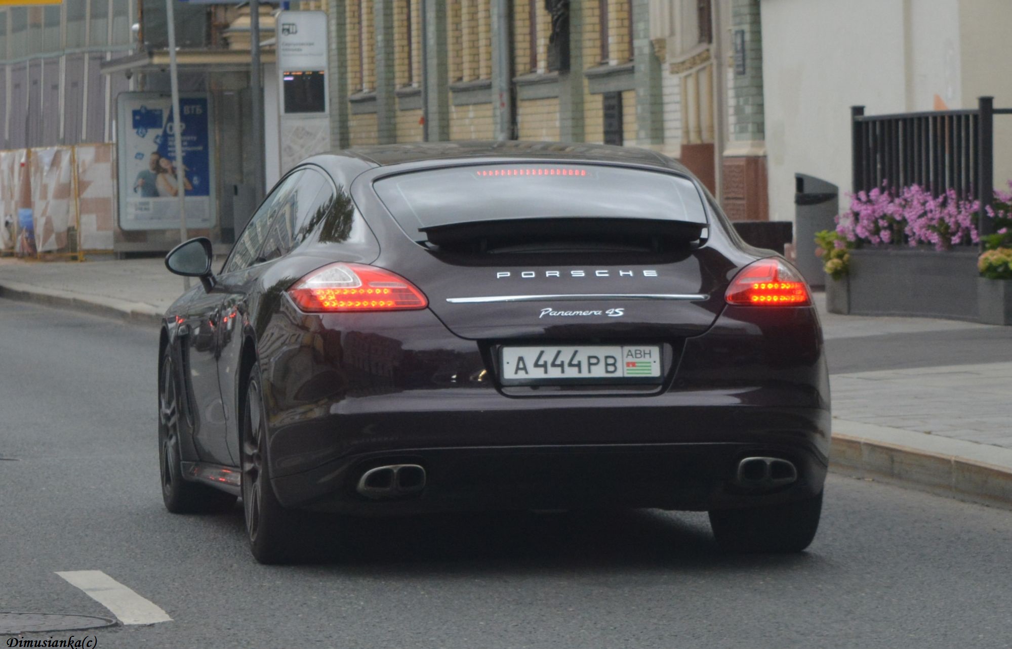а 444 рв, Porsche Panamera 1st gen (970), 2009–2013