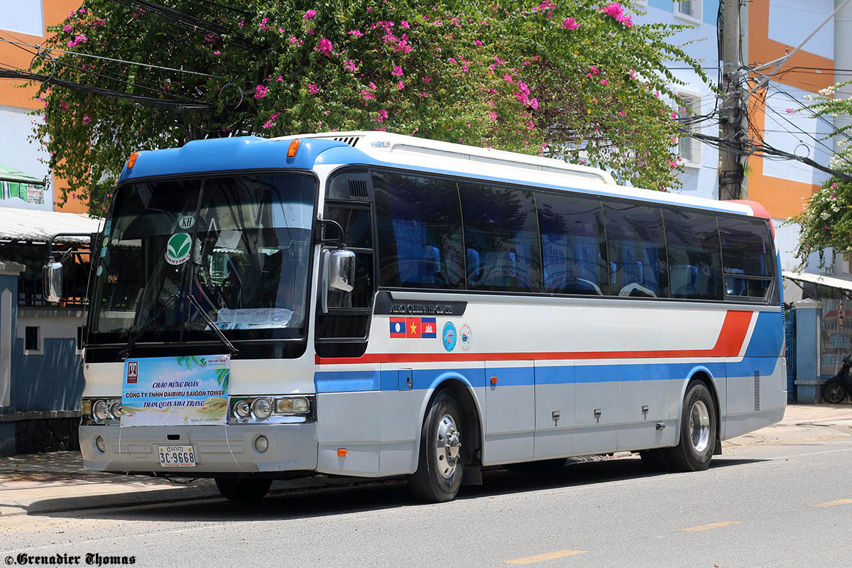 3C-9668, Hyundai Aero Queen 