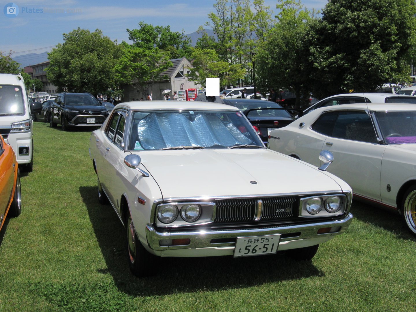 長野 55 も 5651, Nissan Laurel 2nd gen Sedan (C130), facelift, 1974–1978