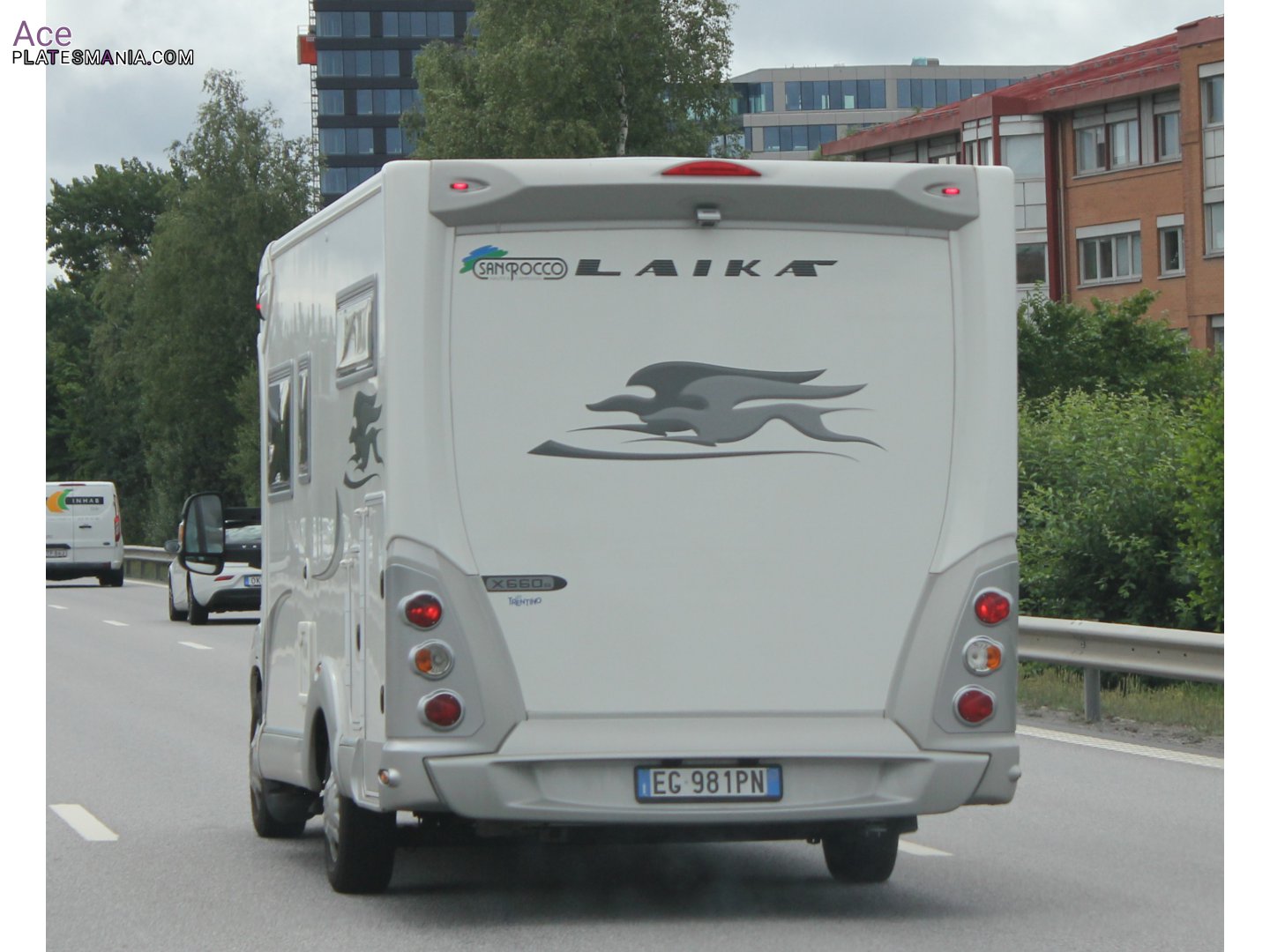 EG 981 PN, Laika Serie X 