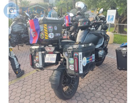 1GX-8888, BMW R Series