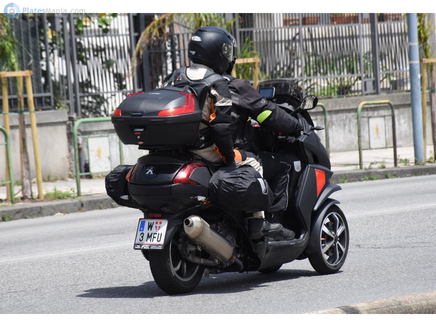 W 3 MFU, Peugeot Metropolis 