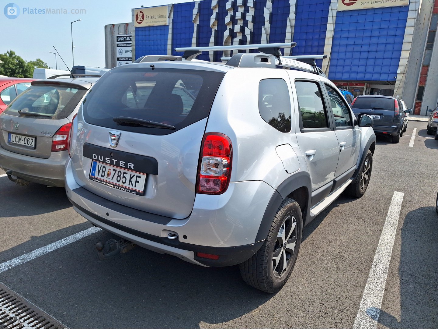 VB 785 KF, Dacia Duster 1st gen SUV (HS/H79), 2010–2017
