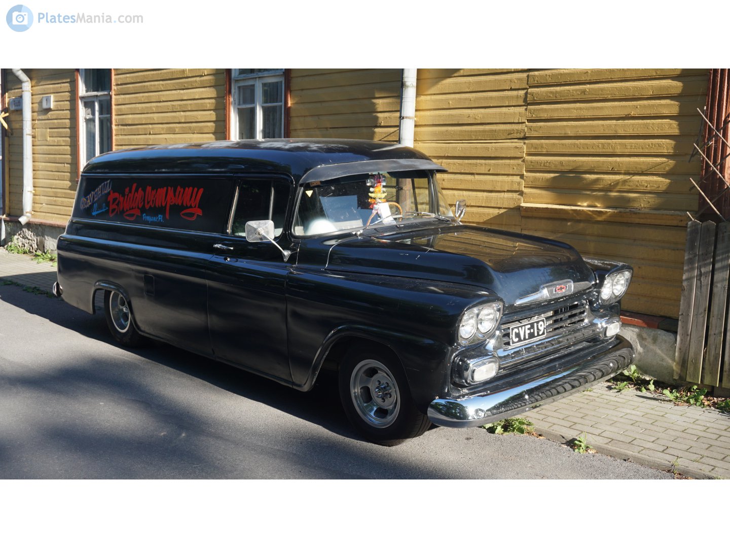 CVF-19, Chevrolet Task Force Light-Duty Apache 30 Panel Van (A-body), facelift, 1957–1959