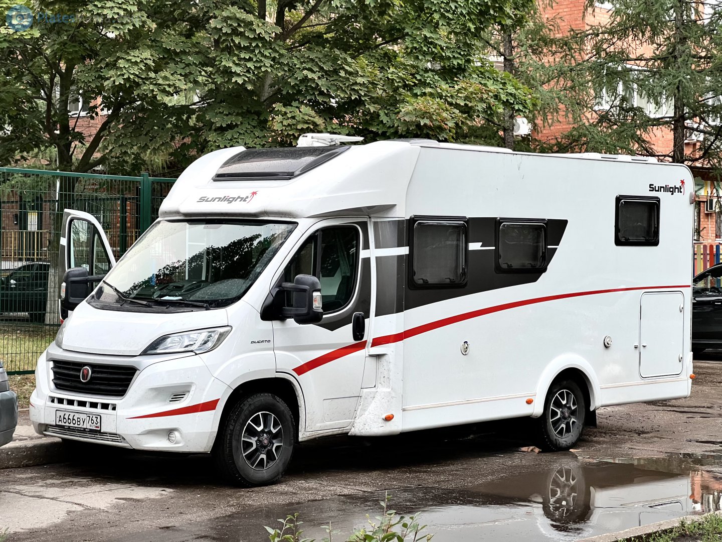 а 666 ву 763, Sunlight T-Series 