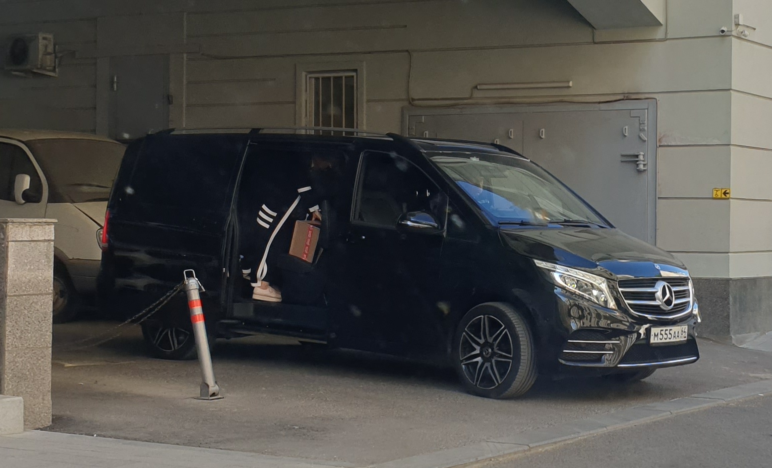 м 555 аа 64, Mercedes-Benz V-Klasse 3rd gen (W447), 2014–2023