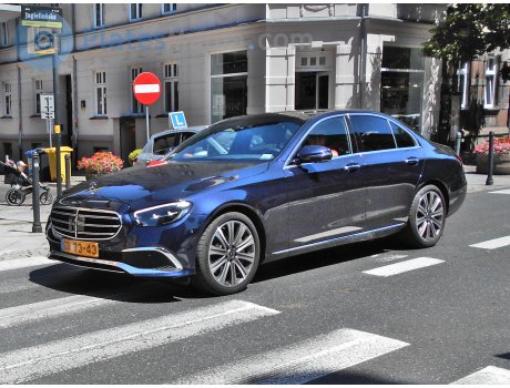 CD 73-43, Mercedes-Benz E-Klasse
