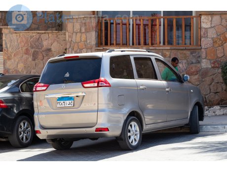 ‎٣٢٨٦‎ ‎ج ف أ‎, DFSK Glory 330s