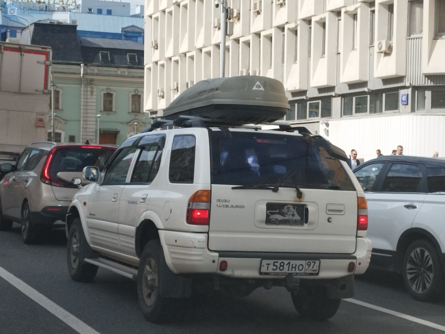 т 581 но 97, Isuzu Wizard 