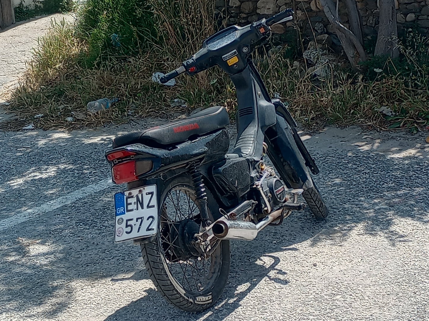 ENZ-572, Honda Astrea 