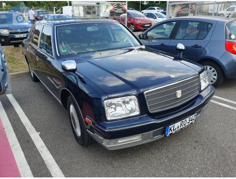 KL RO 342, Toyota Century
