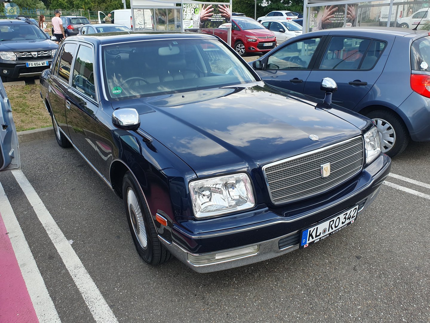 KL RO 342, Toyota Century 3rd gen (G50), 1997–2017
