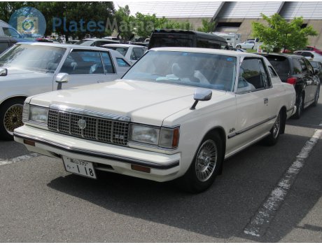 富山 335 ら 118, Toyota Crown
