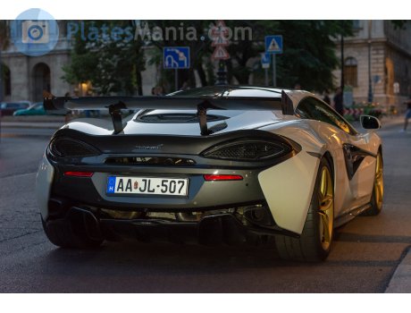 AA JL-507, McLaren 570