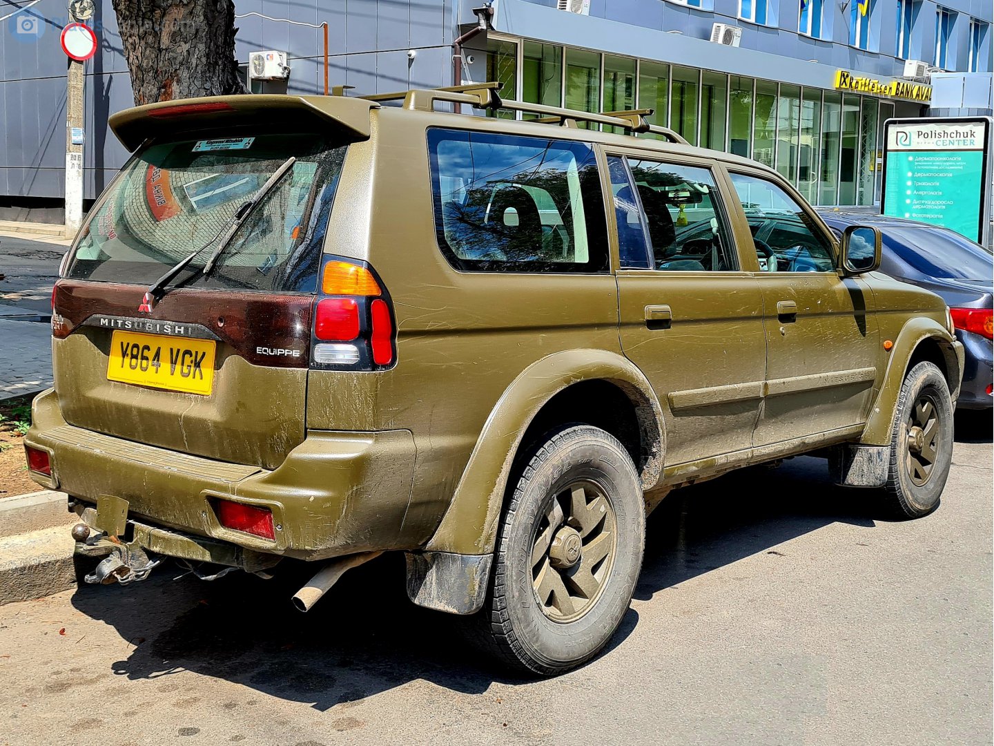 Y864VGK, Mitsubishi Shogun Sport 1st gen (K80/K90/PA), 2000–2006
