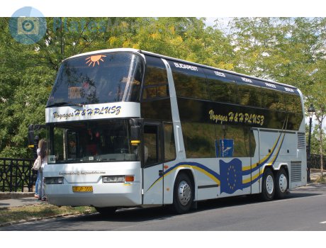 FJP-350, Neoplan Skyliner