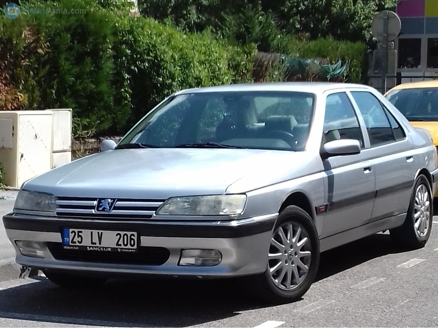 25 LV 206, Peugeot 605 1st gen (Z6/Z7), 1989–1999