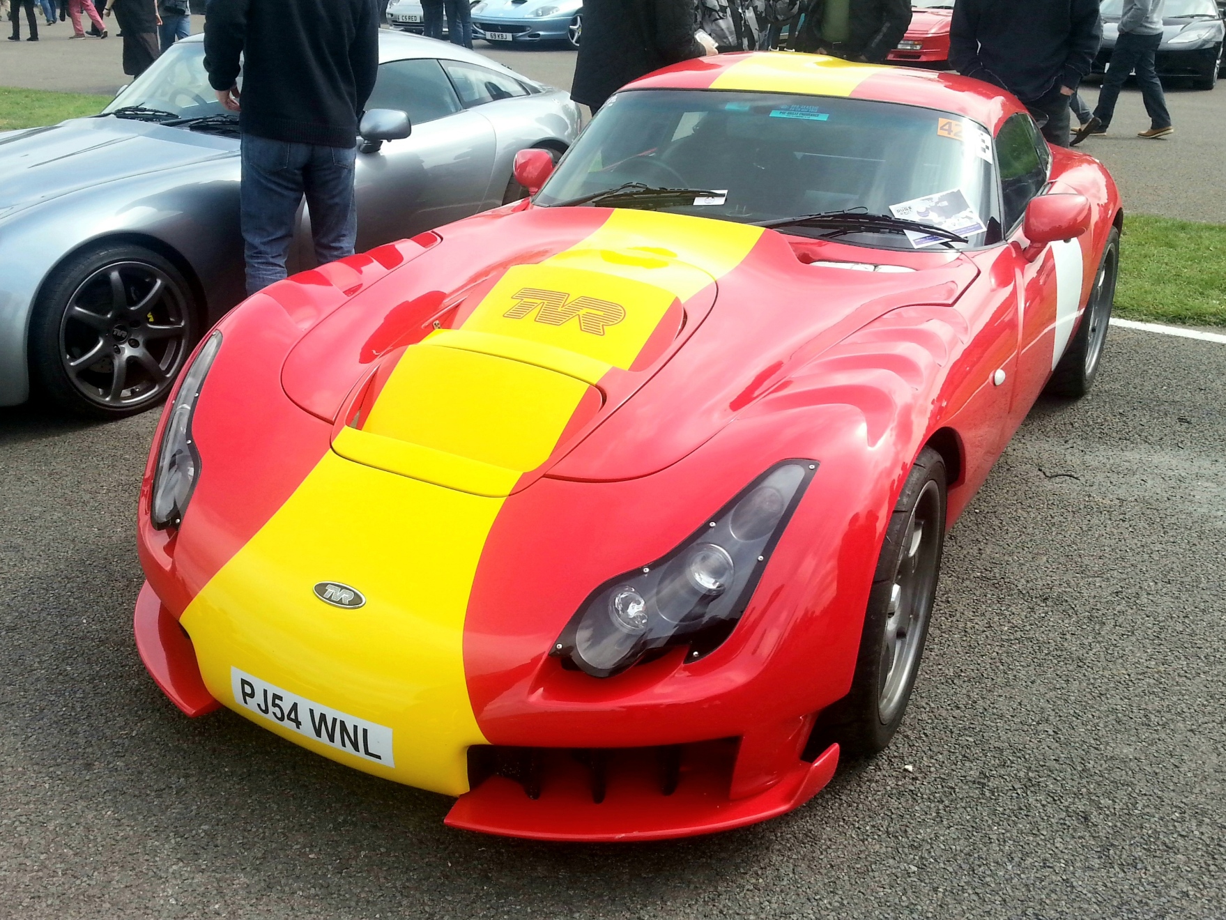PJ54WNL, TVR Sagaris 
