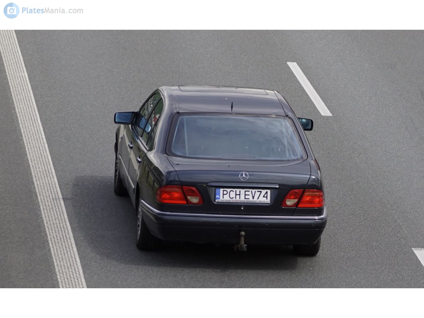 PCH EV74, Mercedes-Benz E-Klasse 2nd gen Sedan (W210), 1995­–2002