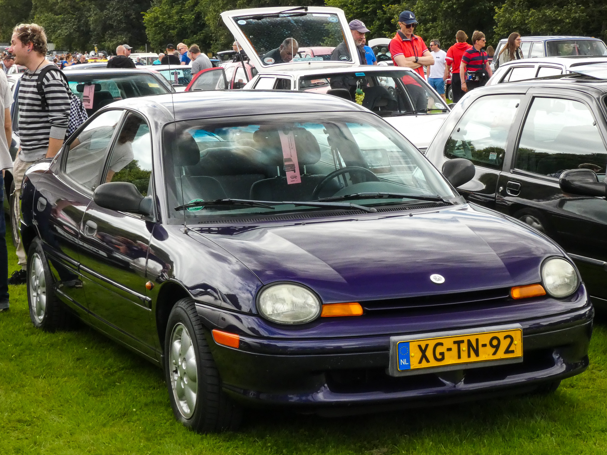 XG-TN-92, Chrysler Neon 1st gen Sedan (PL), 1995–1999
