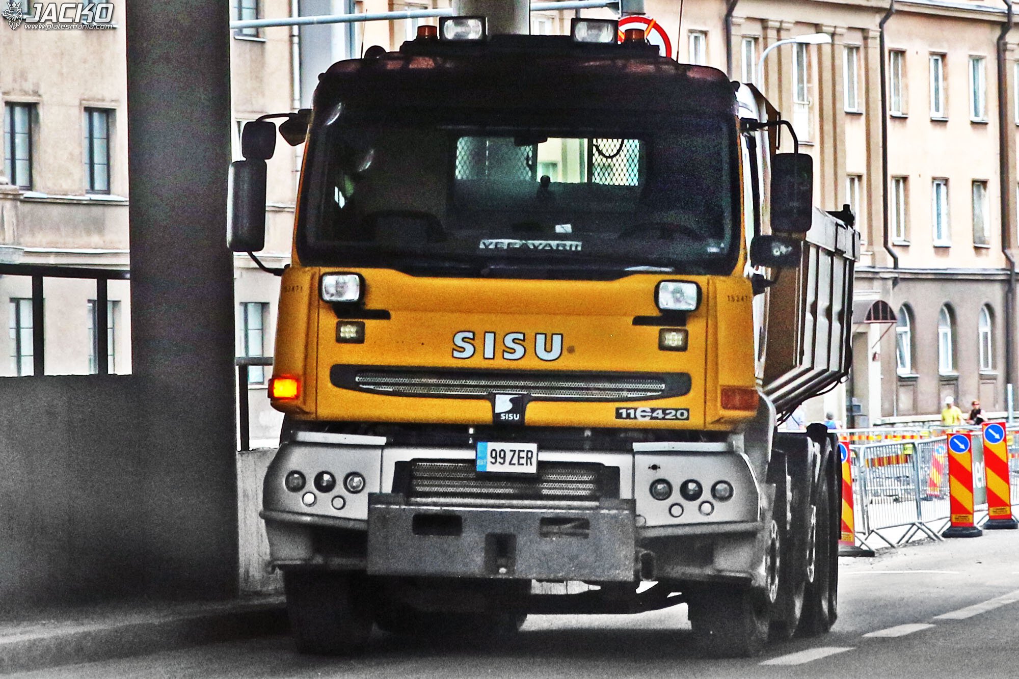 99 ZER, Sisu E-Series 