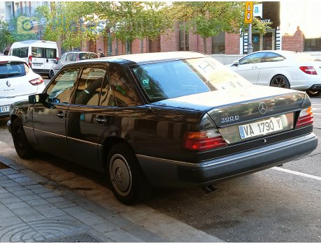 VA 1790 Y, Mercedes-Benz E-Klasse