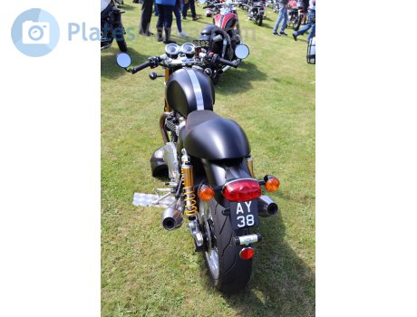 AY 38, Triumph Motorcycles Thruxton