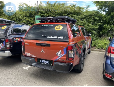 VJM 8860, Mitsubishi Triton