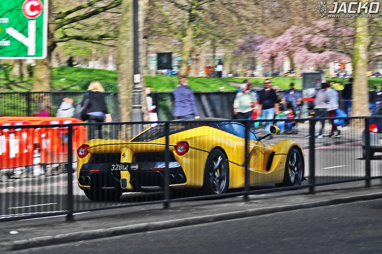 32812, Ferrari LaFerrari 1st gen Coupé (F150), 2013–2016