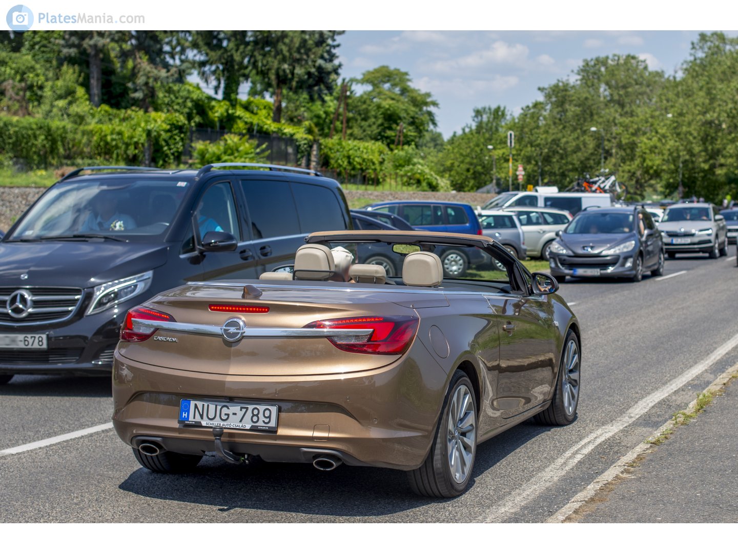 NUG-789, Opel Cascada 1st gen (W13), 2013–2019