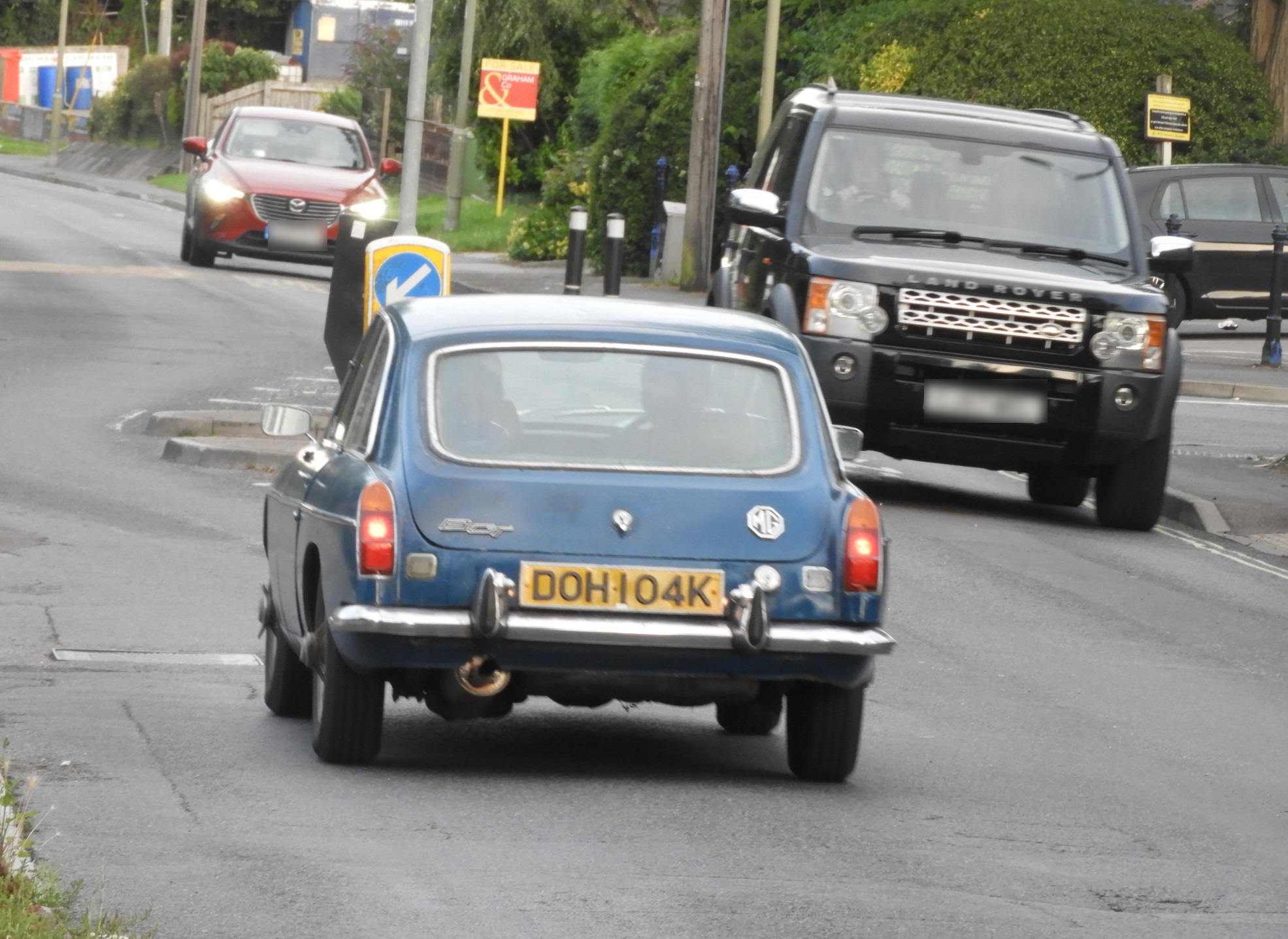 DOH104K, MG B 1st gen GT Coupé, 1965–1980